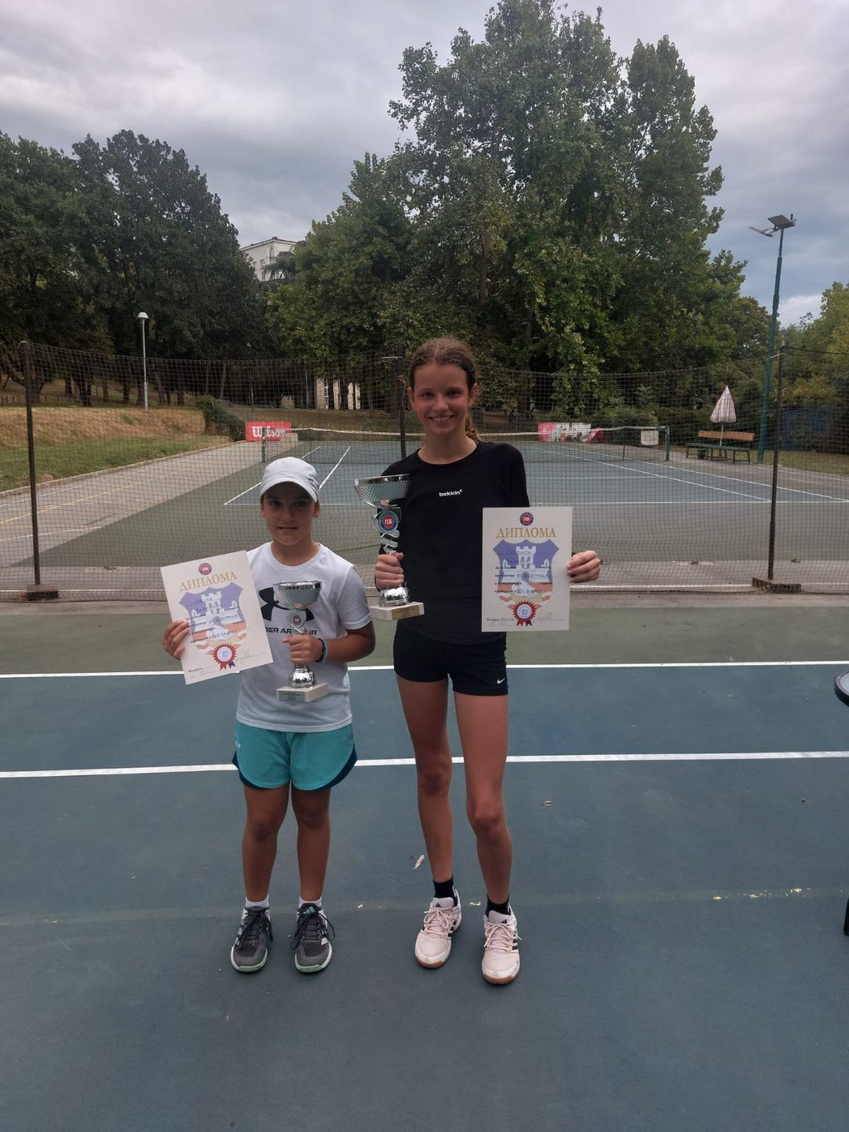 Haron 12 devojcice 13092025