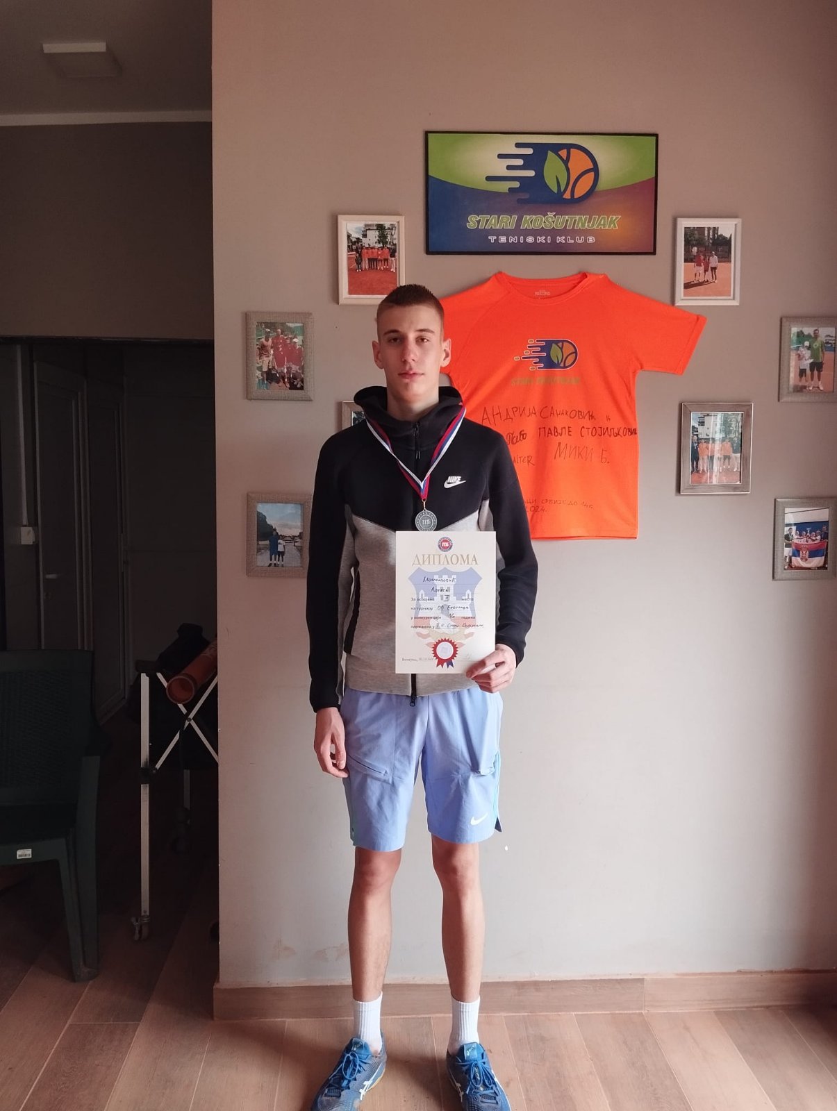 Stari Kosutnjak 16 decaci 2